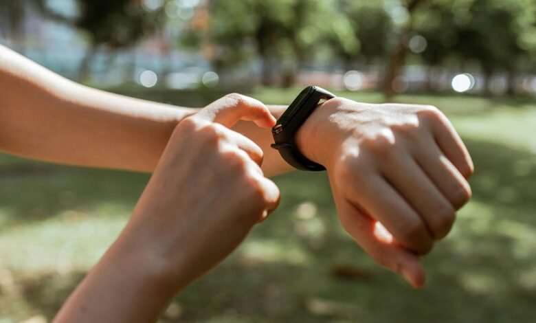 track caller signals clearly